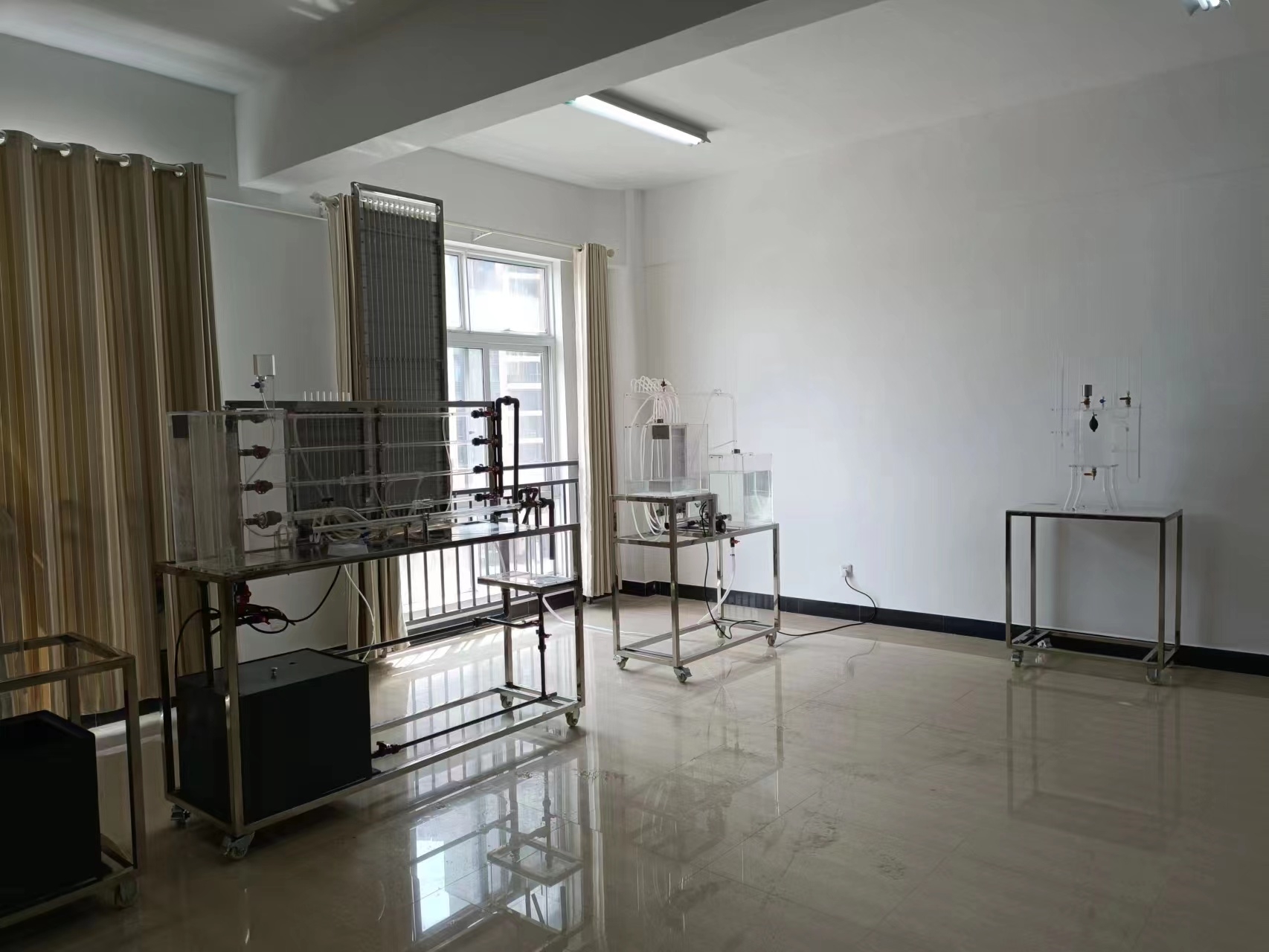 環(huán)境工程實驗室設(shè)備