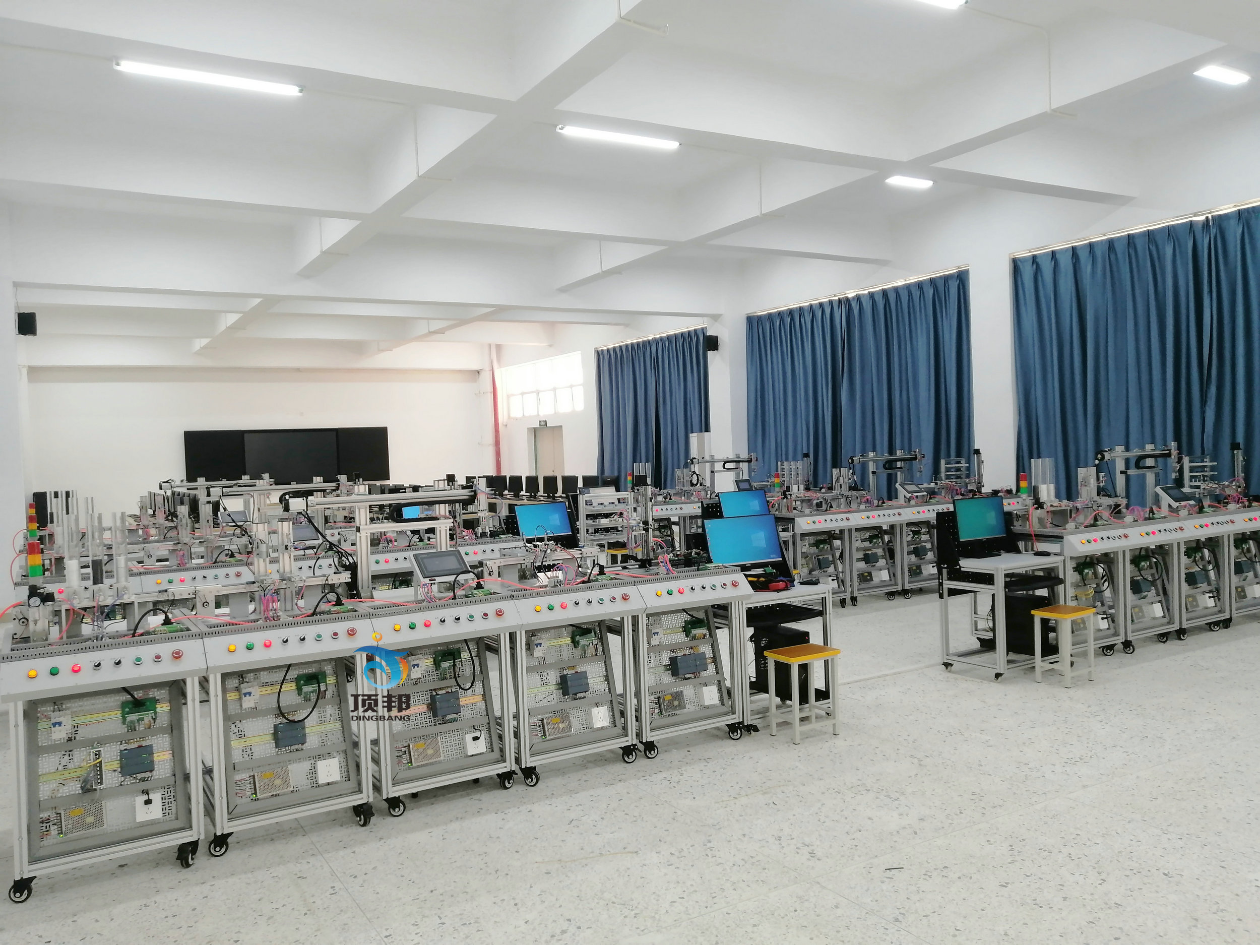 創(chuàng)新模塊化自動生產線實訓系統