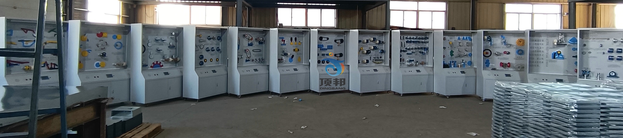 機械設(shè)計基礎(chǔ)陳列柜