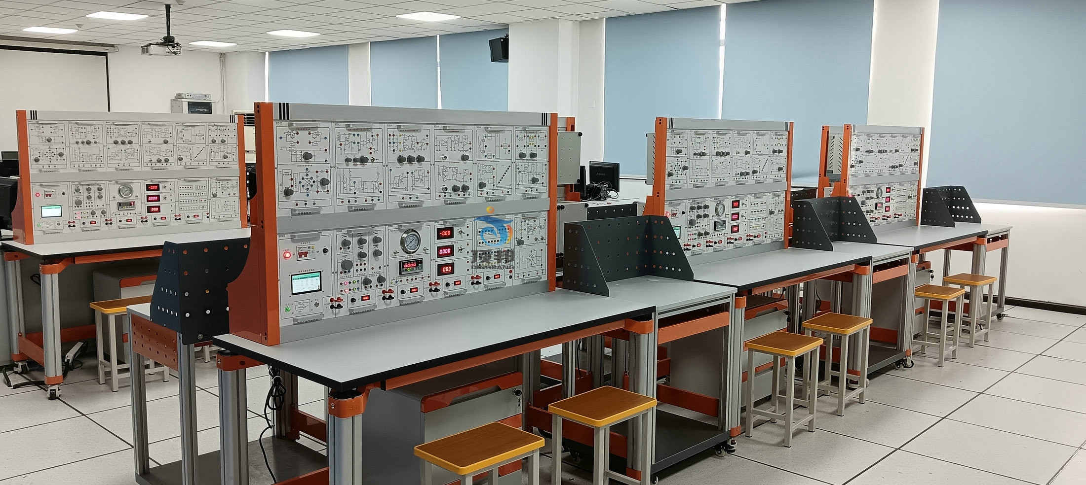 傳感器智能檢測實訓(xùn)裝置