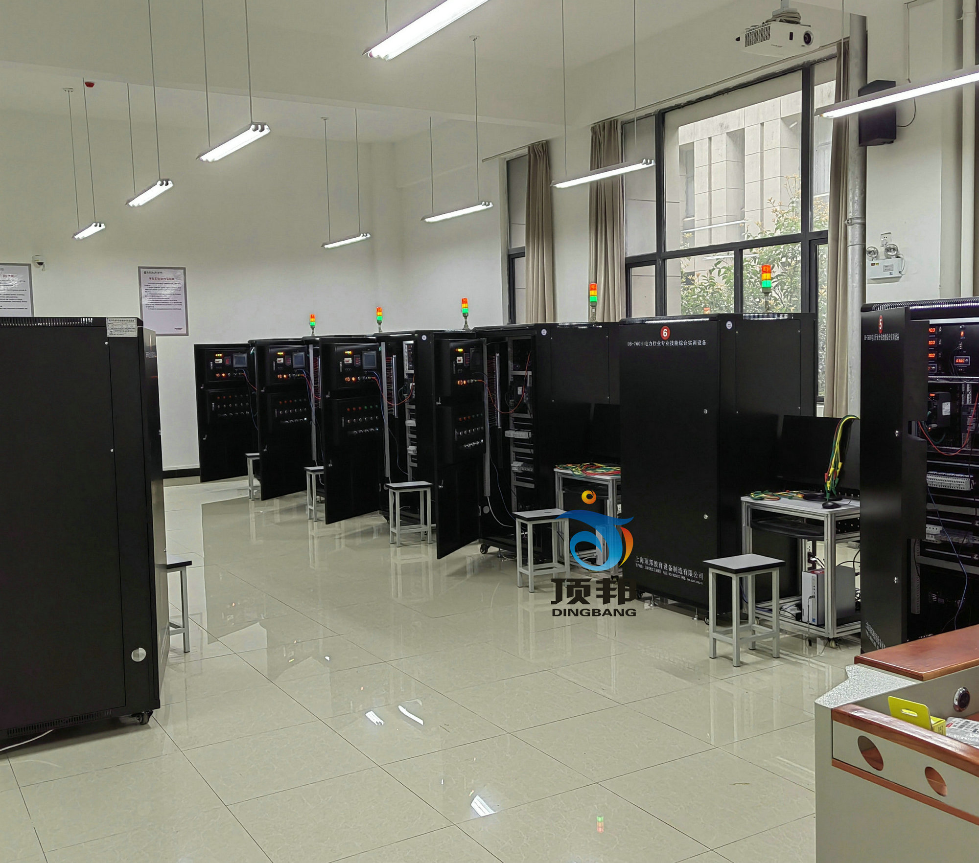 電工實(shí)訓(xùn)考核裝置